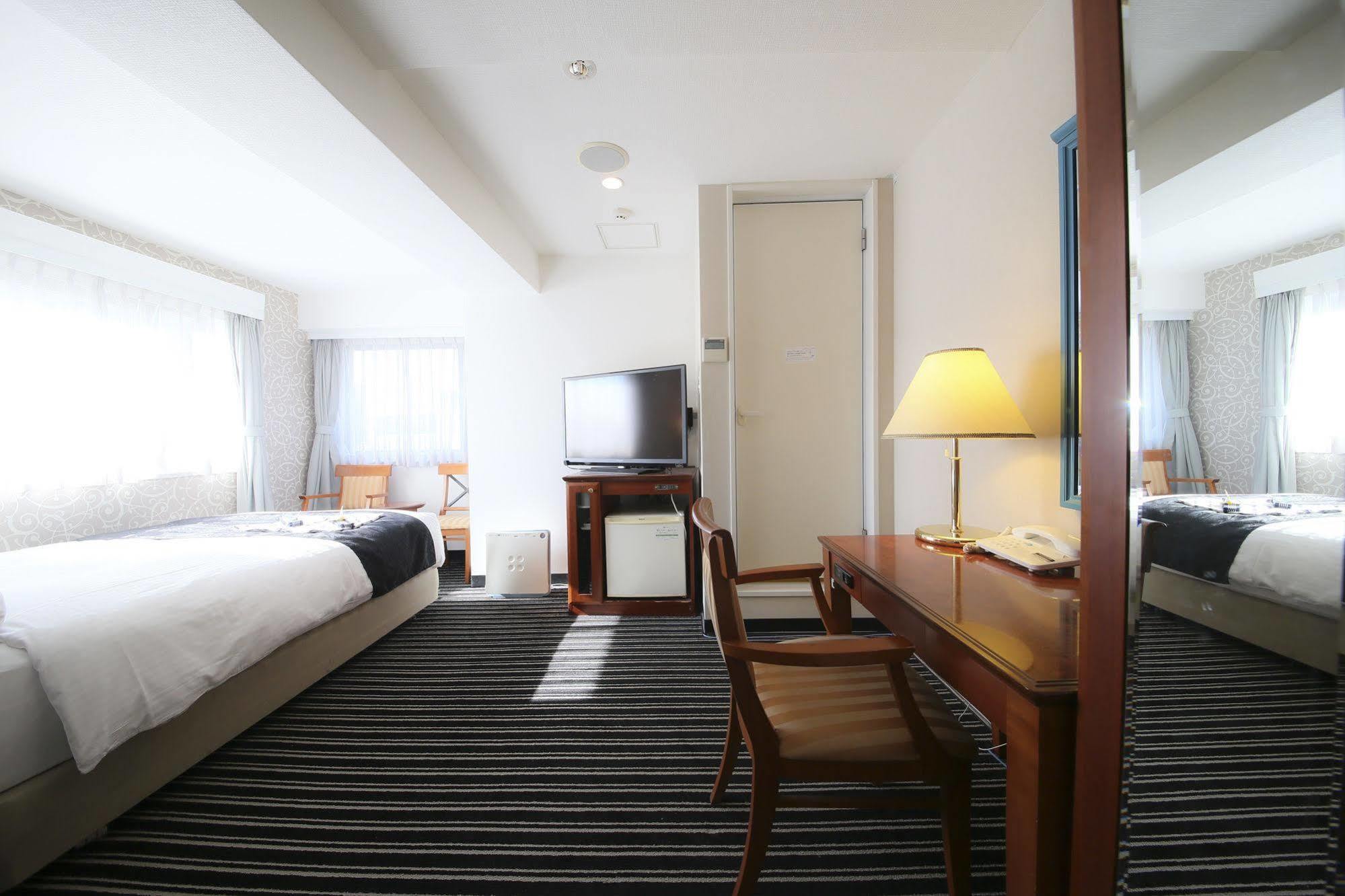 Apa Hotel Tokyo Ojima Екстериор снимка